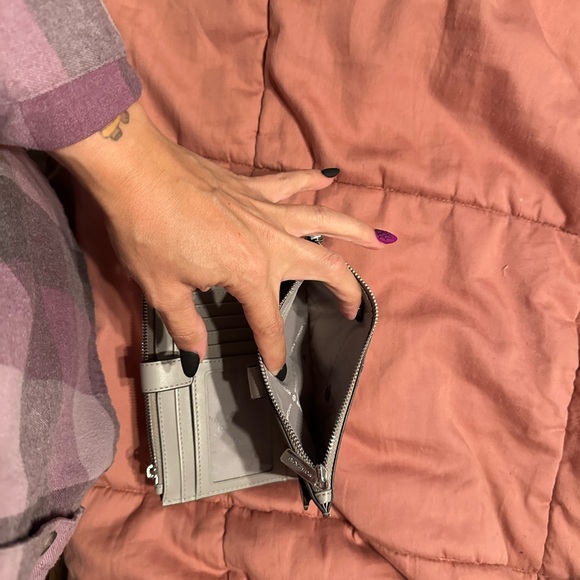 Michael Kors wallet - Picture 3 of 5